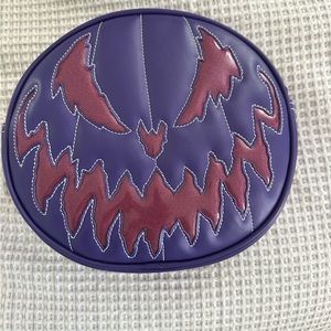 Love pain and stitches pumpkin bag